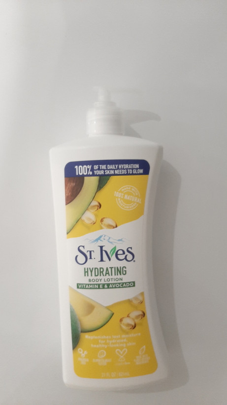 لوسیون بدن آمریکایی سنت ایوز ST. Ives حجم 621 ml