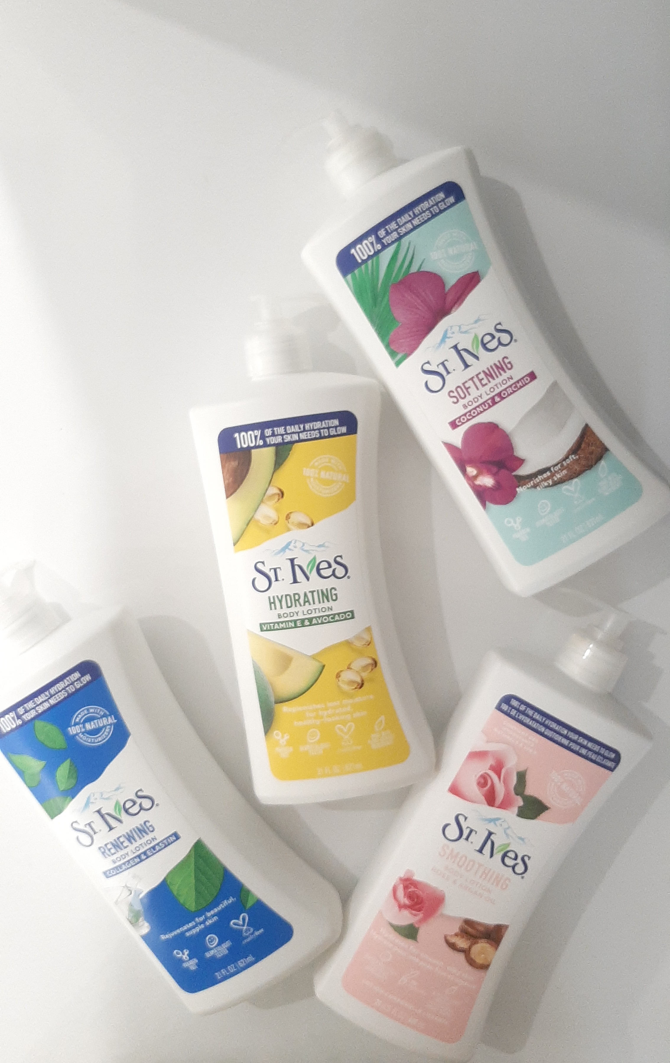 لوسیون بدن آمریکایی سنت ایوز ST. Ives حجم 621 ml
